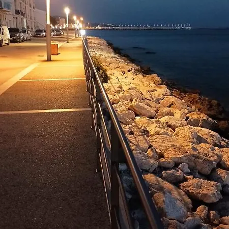 Borgo Dello Stazzone 酒店 *